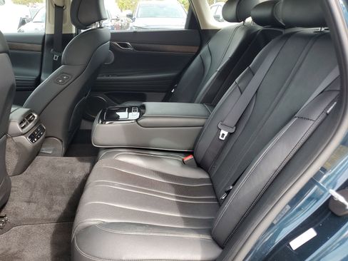 Used 2022 Genesis G80 2.5T w/ Prestige Package image 12