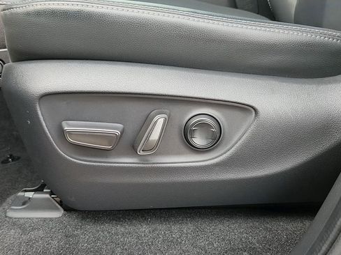 Certified 2024 Toyota Land Cruiser image 8