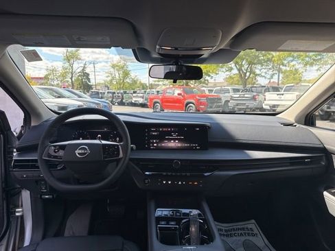 Used 2025 Nissan Murano SV image 20