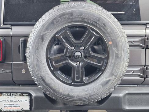 Used 2019 Jeep Wrangler Unlimited Sport S AWD/4WD image 36