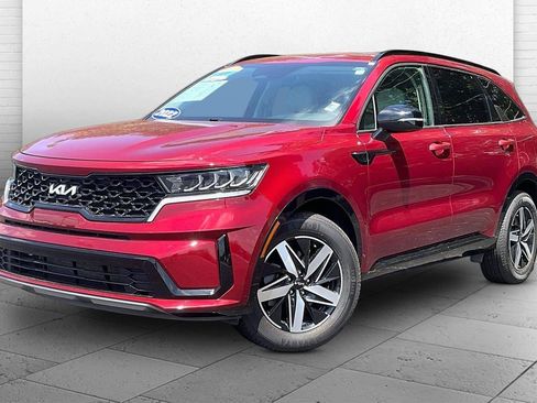 Used 2022 Kia Sorento S FWD image 12
