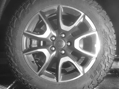 Used 2025 Jeep Compass Trailhawk AWD/4WD image 15