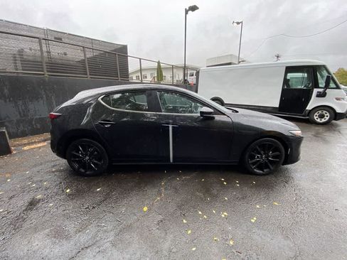 Used 2024 MAZDA MAZDA3 s FWD image 7