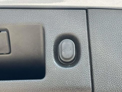Used 2016 Chevrolet Tahoe LT RWD image 24