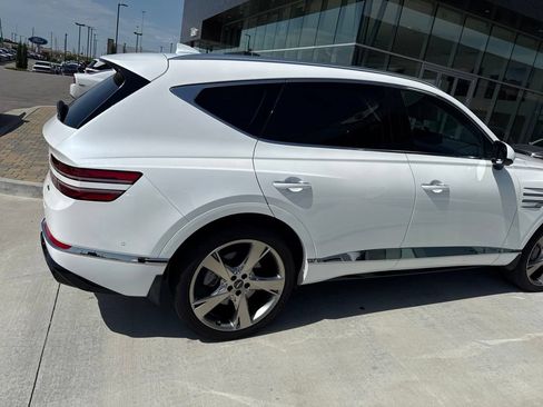 Used 2024 Genesis GV80 2.5T w/ Prestige Package AWD/4WD image 5