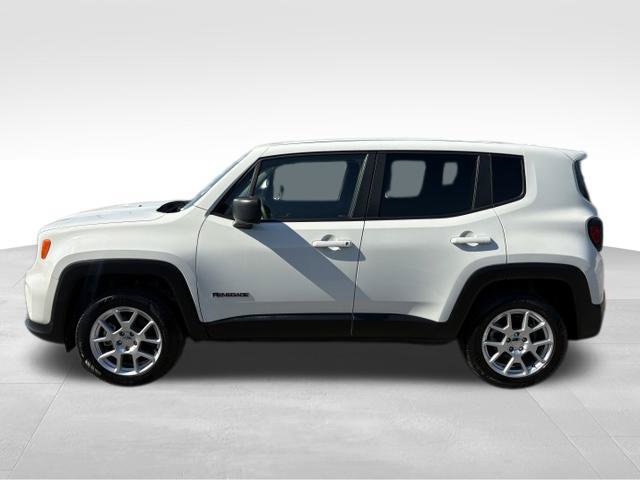 Used 2023 Jeep Renegade Latitude AWD/4WD image 12