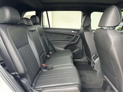 Certified 2024 Volkswagen Tiguan SE R-Line AWD/4WD image 11