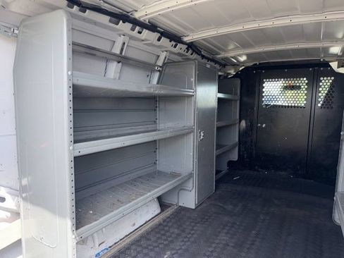 Used 2021 GMC Savana 2500 w/ Driver Convenience Package RWD image 10