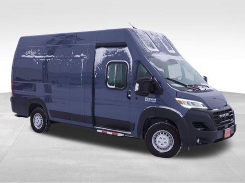 Used 2024 RAM ProMaster 3500 image 2