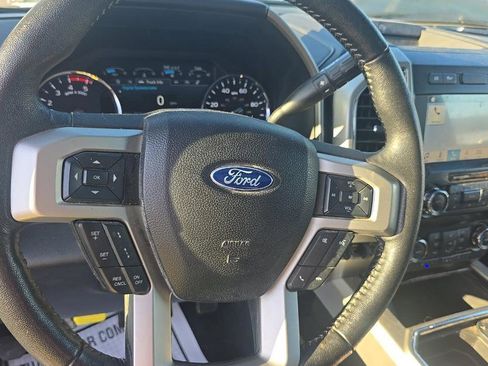Used 2019 Ford F250 Lariat w/ Lariat Ultimate Package AWD/4WD image 11