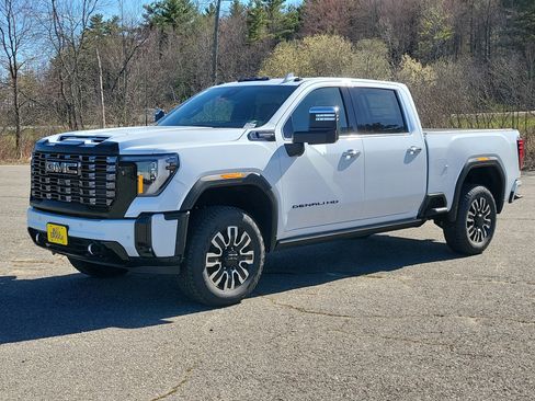 New 2026 GMC Sierra 2500 Denali Ultimate AWD/4WD image 1
