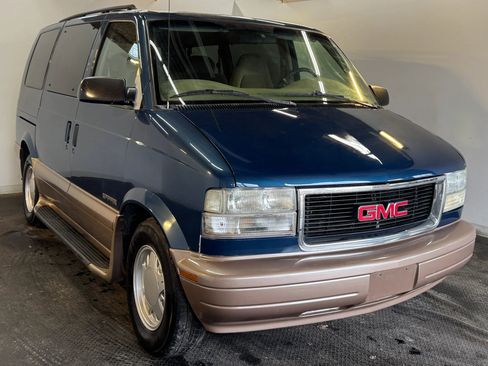 Used 2002 GMC Safari w/ Sle Marketing Option Pkg 2 RWD image 4