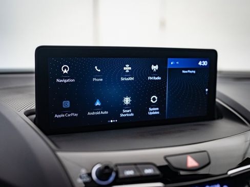 Used 2025 Acura RDX w/ Technology Package image 29