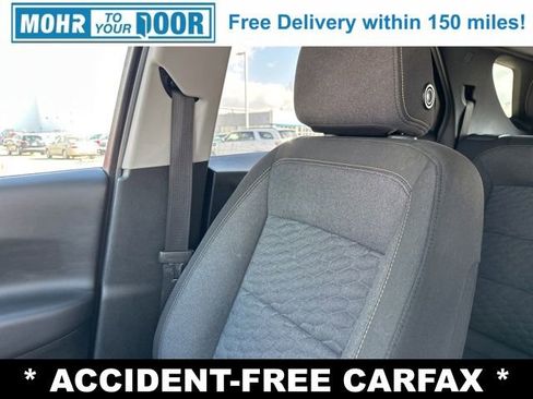 Used 2019 Chevrolet Equinox LT image 24