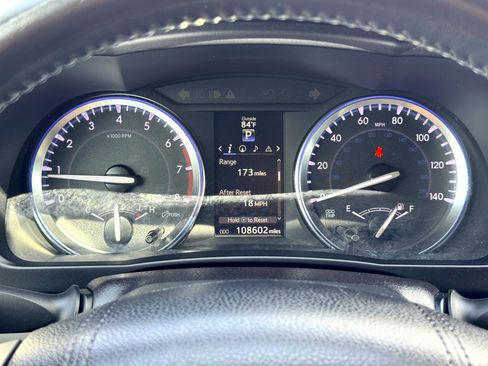 Used 2016 Toyota Highlander Limited w/ Protection Package #3 image 29