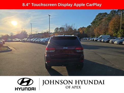 Used 2020 Jeep Grand Cherokee Laredo w/ Laredo X Package image 16