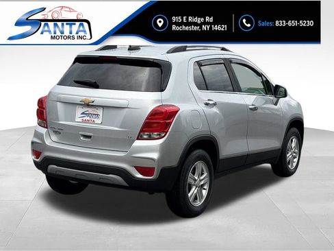 Used 2019 Chevrolet Trax LT w/ LT Convenience Package AWD/4WD image 15