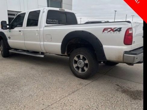 Used 2012 Ford F350 Lariat w/ Lariat Interior Pkg image 4