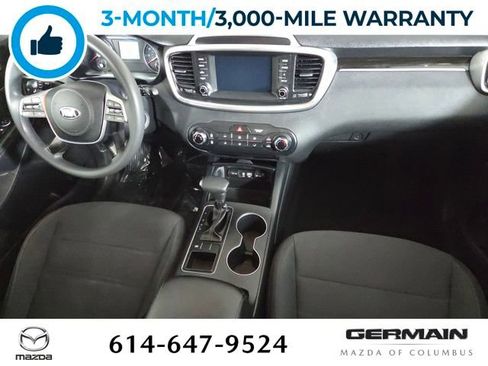 Used 2019 Kia Sorento LX image 28