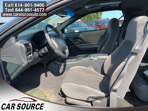 Used 1998 Chevrolet Camaro LT w/ Preferred Equipment Group 2 RWD image 12