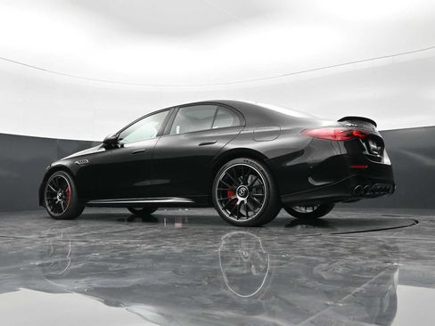 Used 2025 Mercedes-Benz E 53 AMG e 4MATIC Sedan image 39