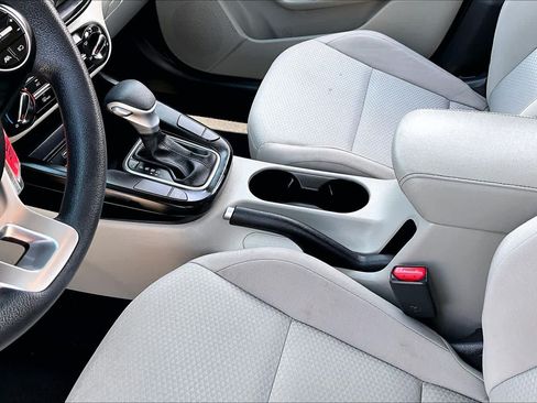 Used 2024 Kia Soul LX w/ Option Group 015 FWD image 16