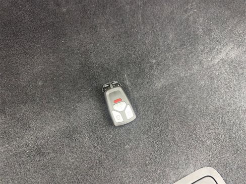 Used 2022 Audi Q5 2.0T Premium w/ Convenience Package image 83