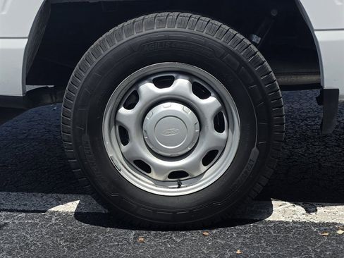 Used 2022 Ford F150 XL w/ Equipment Group 101A High RWD image 32