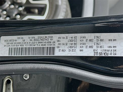 Used 2020 Jeep Compass Trailhawk image 37