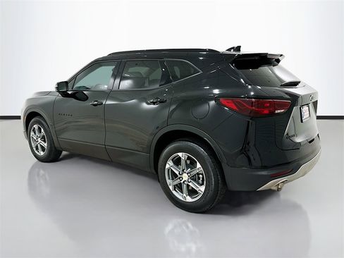 Used 2024 Chevrolet Blazer LT w/ Sound & Technology Package image 5