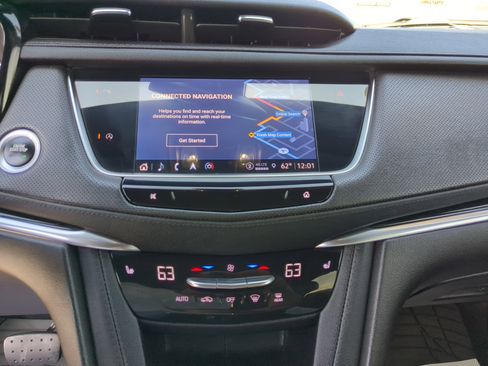 Certified 2023 Cadillac XT5 Premium Luxury image 24