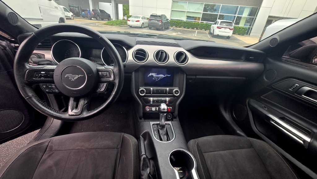 Used 2020 Ford Mustang Coupe w/ Equipment Group 101A RWD image 10
