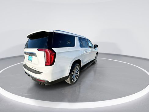 Used 2023 GMC Yukon XL Denali w/ Max Trailering Package AWD/4WD image 8