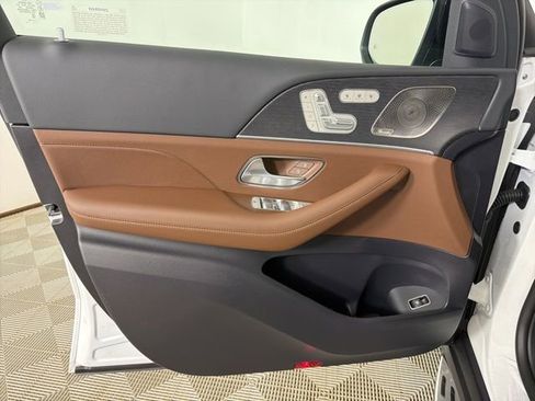 New 2026 Mercedes-Benz GLS 450 4MATIC image 12