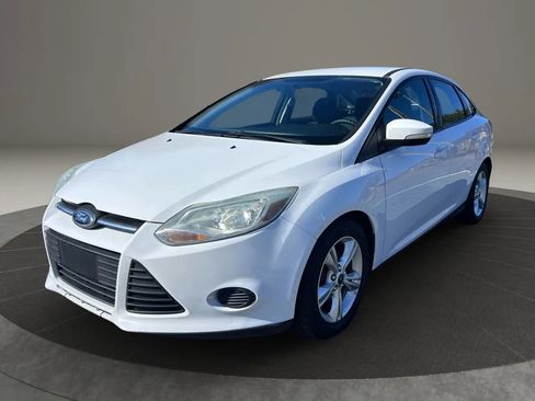 Used 2014 Ford Focus SE image 1