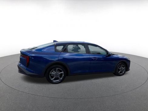 Used 2025 Kia K4 FWD image 14