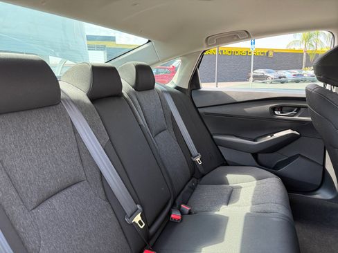 Used 2025 Honda Accord SE image 13