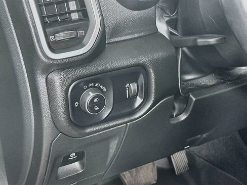 Used 2023 RAM 1500 Big Horn AWD/4WD image 18