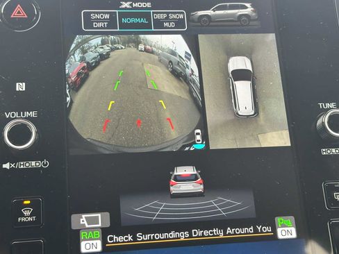 Used 2025 Subaru Forester Touring image 26