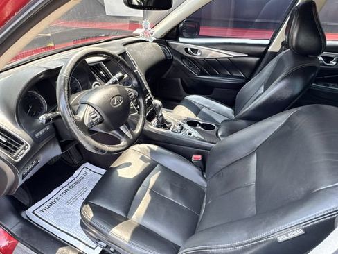 Used 2016 INFINITI Q50 Premium w/ Driver Assistance Package RWD image 12