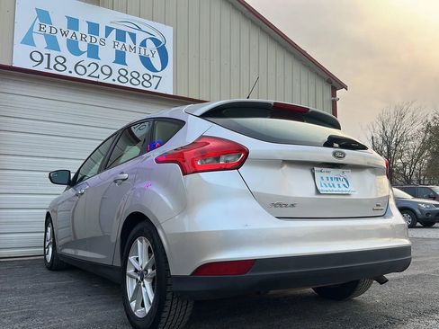 Used 2015 Ford Focus SE image 21