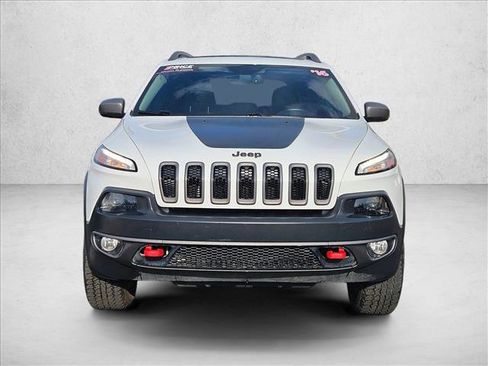 Used 2016 Jeep Cherokee Trailhawk w/ Comfort/Convenience Group image 2