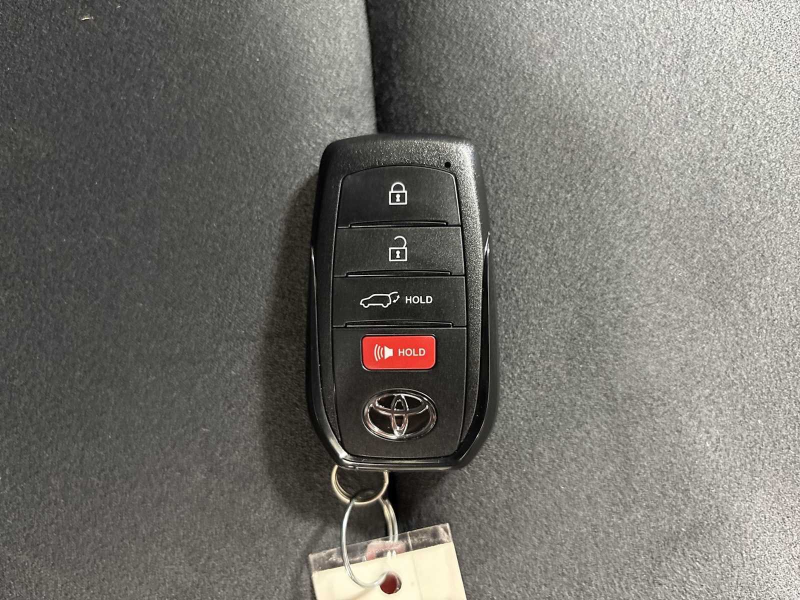 Certified 2026 Toyota C-HR AWD/4WD image 31