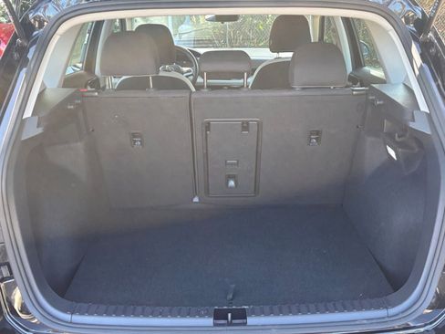 Used 2025 Volkswagen Taos S image 31