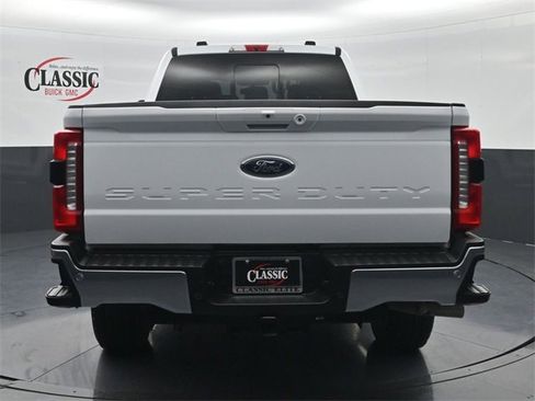 Used 2024 Ford F250 Lariat image 8