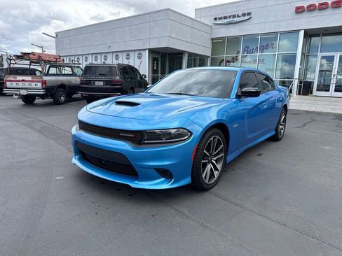 Used 2023 Dodge Charger R/T w/ Plus Group RWD image 3
