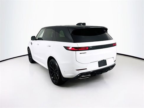 New 2026 Land Rover Range Rover Sport Dynamic SE image 7