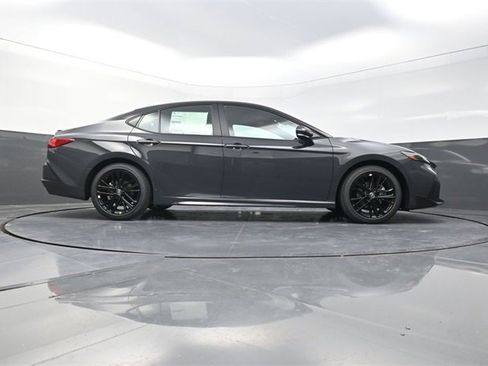 New 2026 Toyota Camry SE image 34