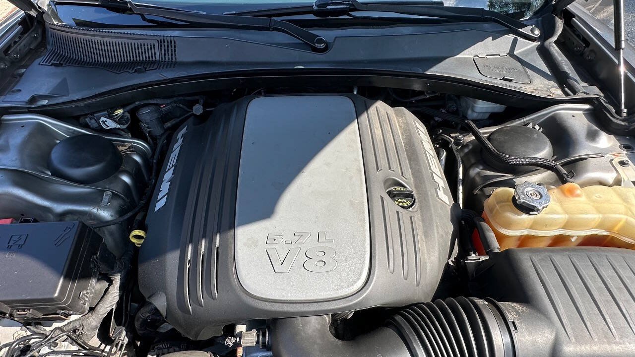 Used 2011 Dodge Charger R/T RWD image 12