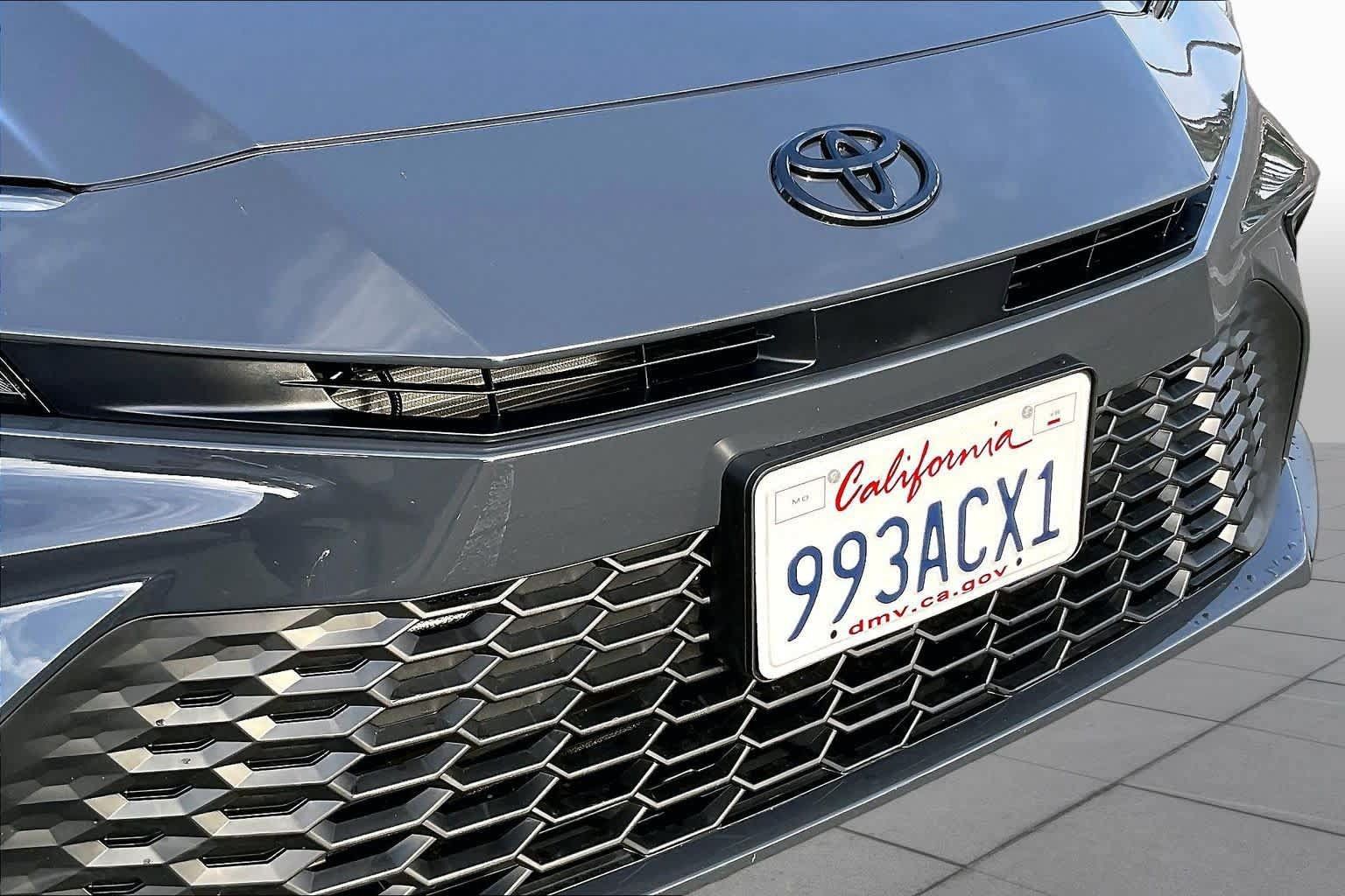 Certified 2026 Toyota Camry SE w/ Preferred Package 1 (TMS) FWD image 29